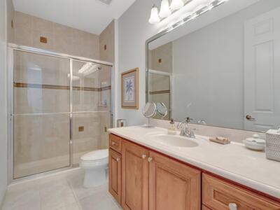 15652 Glencrest Avenue, Delray Beach, FL 33446