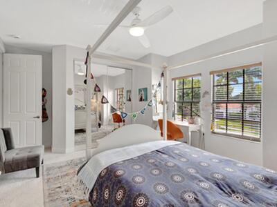 15652 Glencrest Avenue, Delray Beach, FL 33446