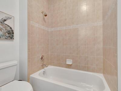 15652 Glencrest Avenue, Delray Beach, FL 33446