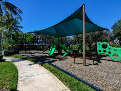 15652 Glencrest Avenue, Delray Beach, FL 33446