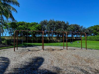 15652 Glencrest Avenue, Delray Beach, FL 33446