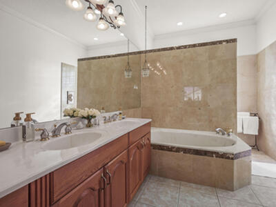 15705 Meadow Wood Drive, Wellington, FL 33414