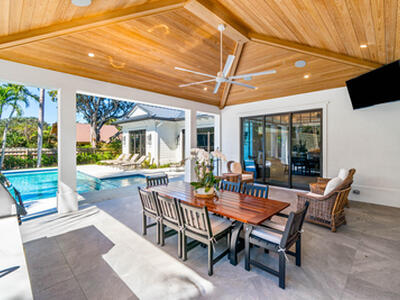 18 NW 15th Street NW, Delray Beach, FL 33444