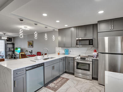 130 NE 26th Avenue
