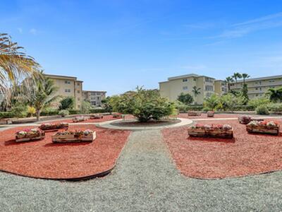 130 NE 26th Avenue, Boynton Beach, FL 33435