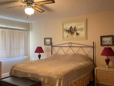 5433 Lakefront Boulevard, Delray Beach, FL 33484