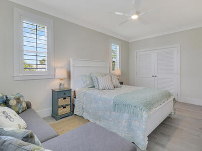 120 Inlet Way, Palm Beach Shores, FL 33404