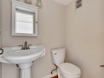 145 Bedford F, West Palm Beach, FL 33417