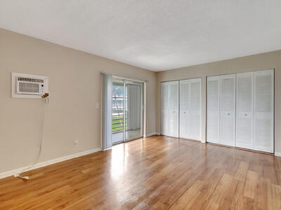 145 Bedford F, West Palm Beach, FL 33417