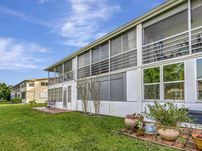 145 Bedford F, West Palm Beach, FL 33417