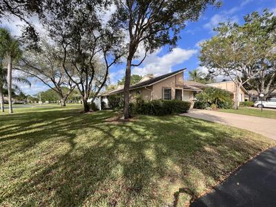 8593 Raintree Court, Boca Raton, FL 33496