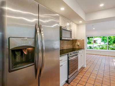 3069 NW 27th Terrace, Boca Raton, FL 33434