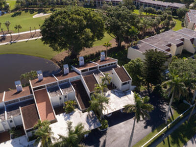 1908 Presidential Way, West Palm Beach, FL 33401