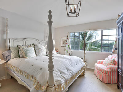 1067 Kokomo Key Lane, Delray Beach, FL 33483