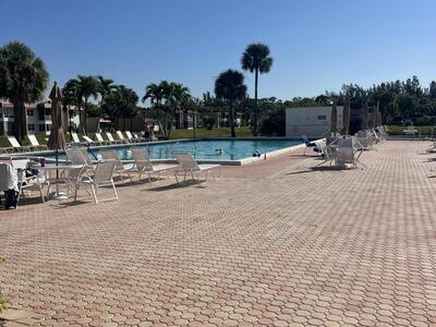 105 Lake Helen Drive, West Palm Beach, FL 33411