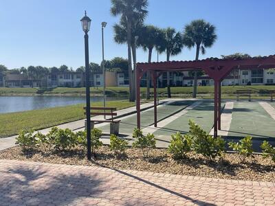 105 Lake Helen Drive, West Palm Beach, FL 33411