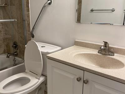 105 Lake Helen Drive, West Palm Beach, FL 33411