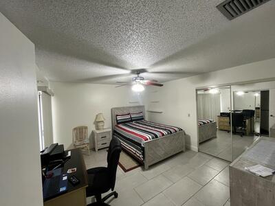 172 Meadows Drive, Boynton Beach, FL 33436