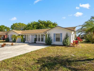 1494 Easthampton Circle, Wellington, FL 33414