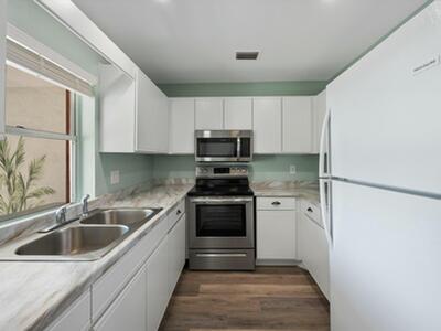 1494 Easthampton Circle, Wellington, FL 33414