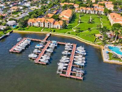 107 Yacht Club Way, Hypoluxo, FL 33462