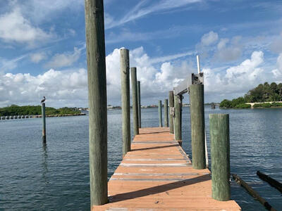 4020 S Ocean Boulevard, Lantana, FL 33462