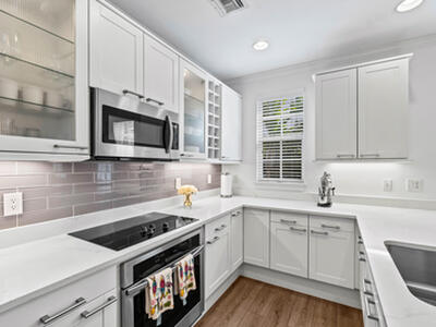 326 E Mallory Circle, Delray Beach, FL 33483
