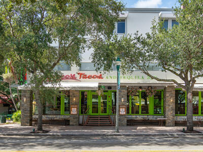 326 E Mallory Circle, Delray Beach, FL 33483