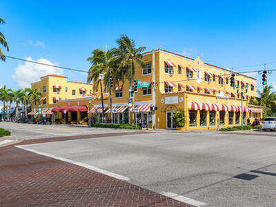 326 E Mallory Circle, Delray Beach, FL 33483