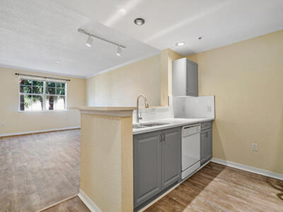 1805 N Flagler Drive