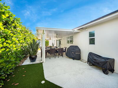 471 Mars Way, Juno Beach, FL 33408