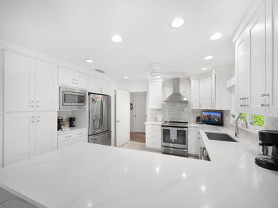 471 Mars Way, Juno Beach, FL 33408