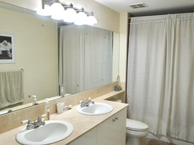 806 E Windward Way, Lantana, FL 33462