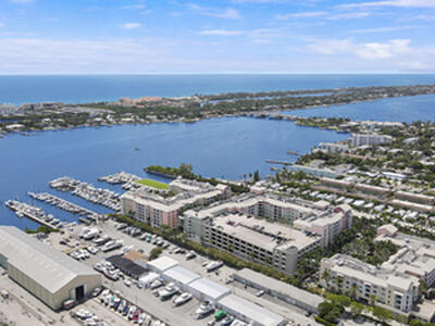 806 E Windward Way, Lantana, FL 33462