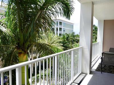 806 E Windward Way, Lantana, FL 33462
