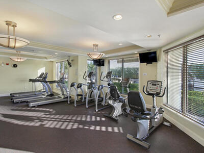 806 E Windward Way, Lantana, FL 33462