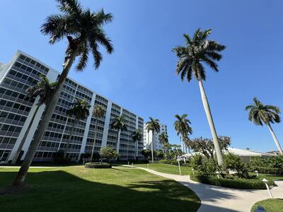 3224 S Ocean Boulevard