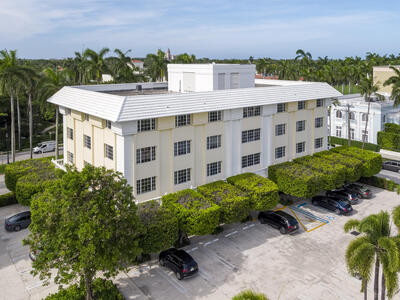 400 Royal Palm Way, Palm Beach, FL 33480