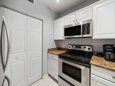 11790 Saint Andrews Place, Wellington, FL 33414