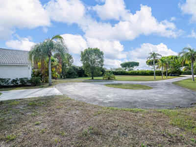 2696 Appaloosa Trail, Wellington, FL 33414