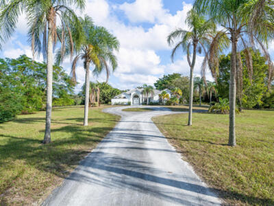 2696 Appaloosa Trail, Wellington, FL 33414