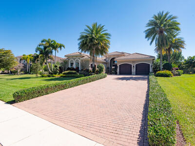 7803 Maywood Crest Drive