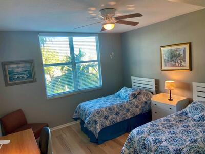 802 W Windward Way, Lantana, FL 33462