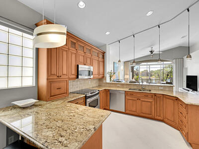 7061 Cataluna Circle, Delray Beach, FL 33446