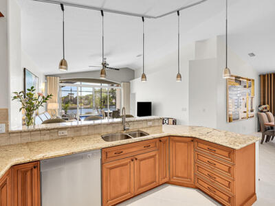 7061 Cataluna Circle, Delray Beach, FL 33446