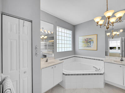7061 Cataluna Circle, Delray Beach, FL 33446