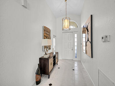 7061 Cataluna Circle, Delray Beach, FL 33446