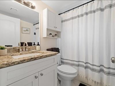 727 S Lake Drive, Lantana, FL 33462