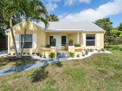 727 S Lake Drive, Lantana, FL 33462
