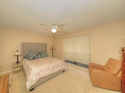 479 Brackenwood Lane N, Palm Beach Gardens, FL 33418